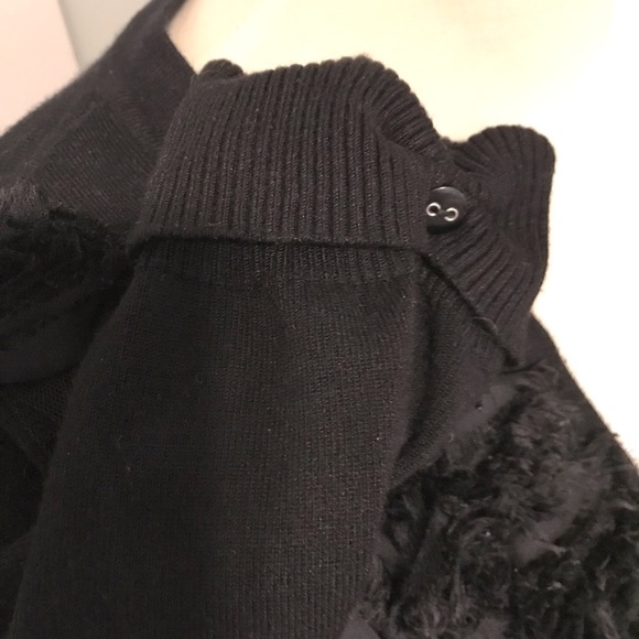 Black Cardigan with 3D Black Roses - Picture 2 of 3